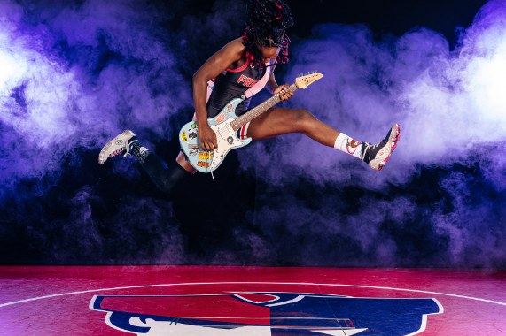 Example of the Hobby Jump pose