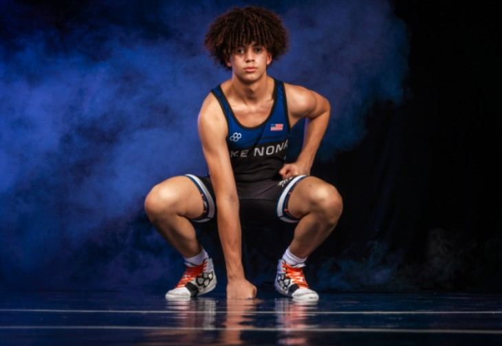 Example of the Gator Crouch pose