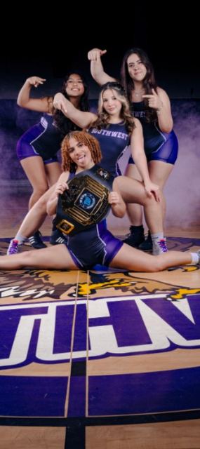 Example of the Champ in the Middle pose