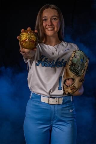 Example of the Glove & Ball pose