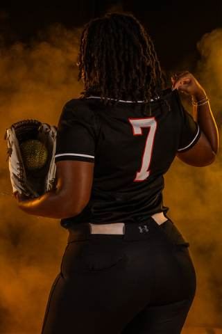 Example of the Back Number pose